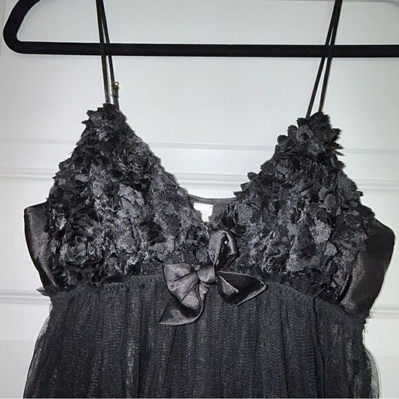 Flora by Flora Nikrooz Triangle Sheer Camisole Night Top - Picture 3 of 8